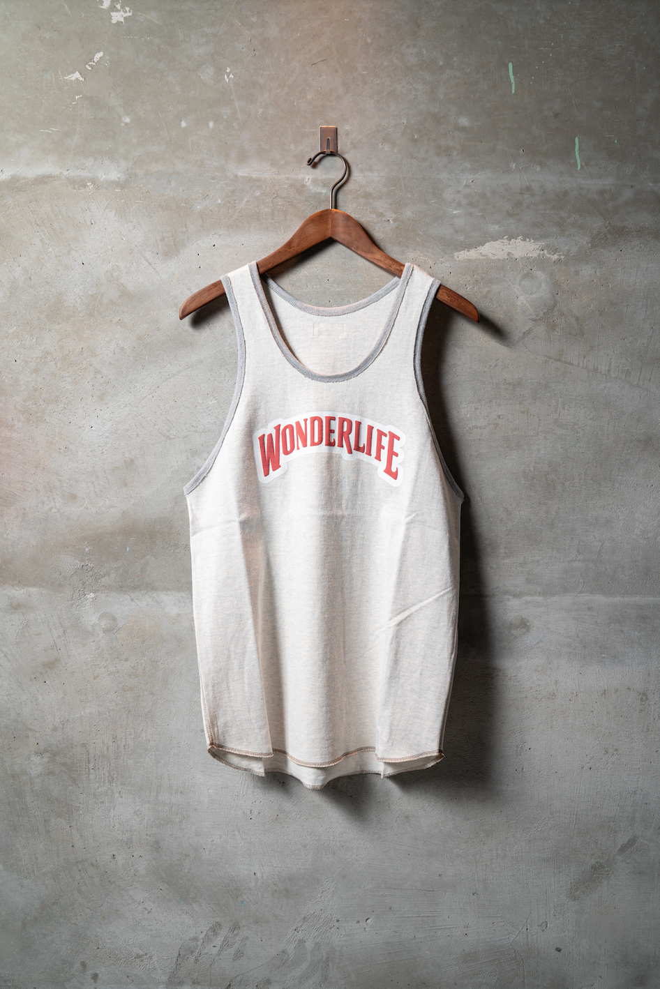WONDER tank top logo-red