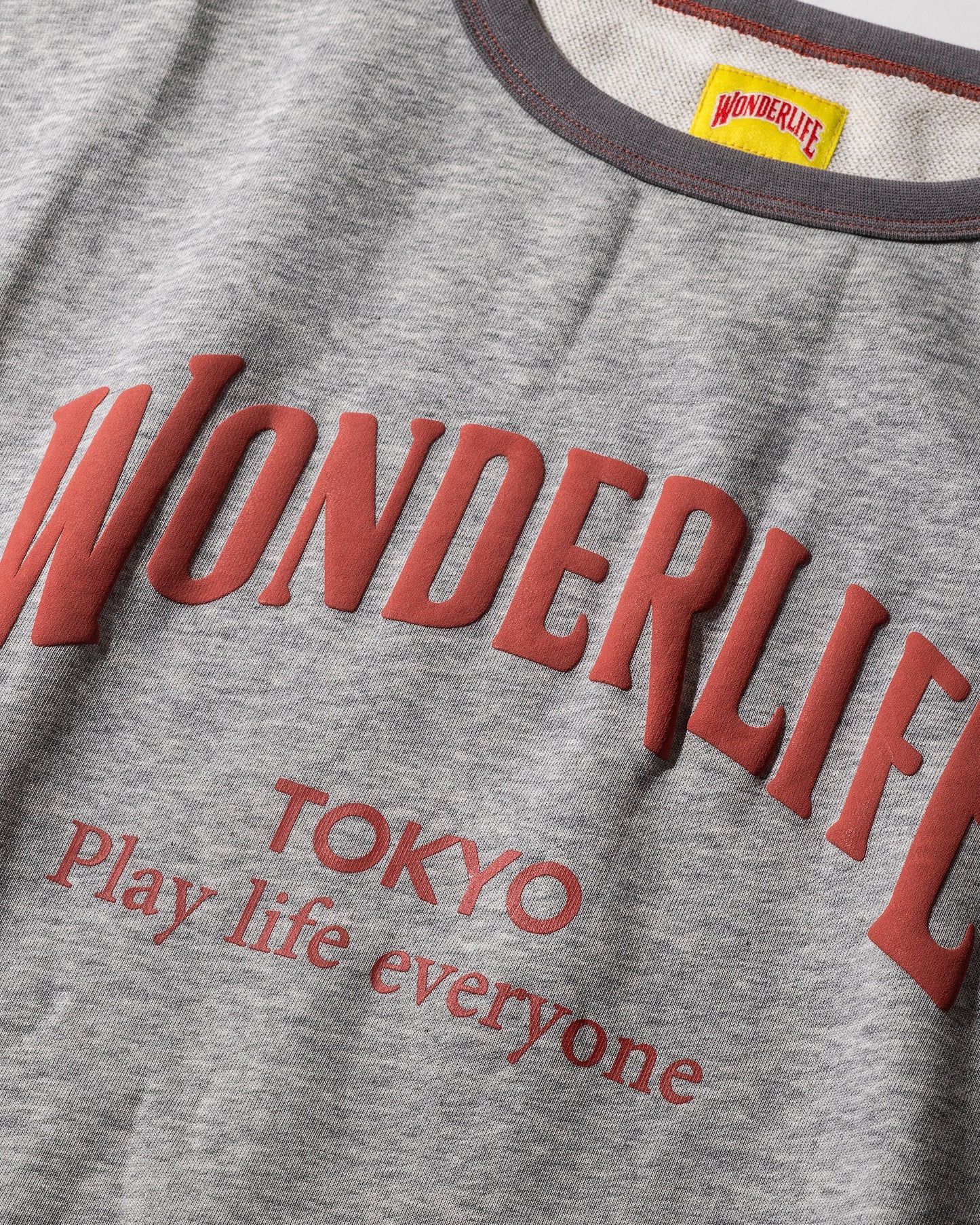 WONDER new logo T-shirt(グレー×ヴァーミリオン)