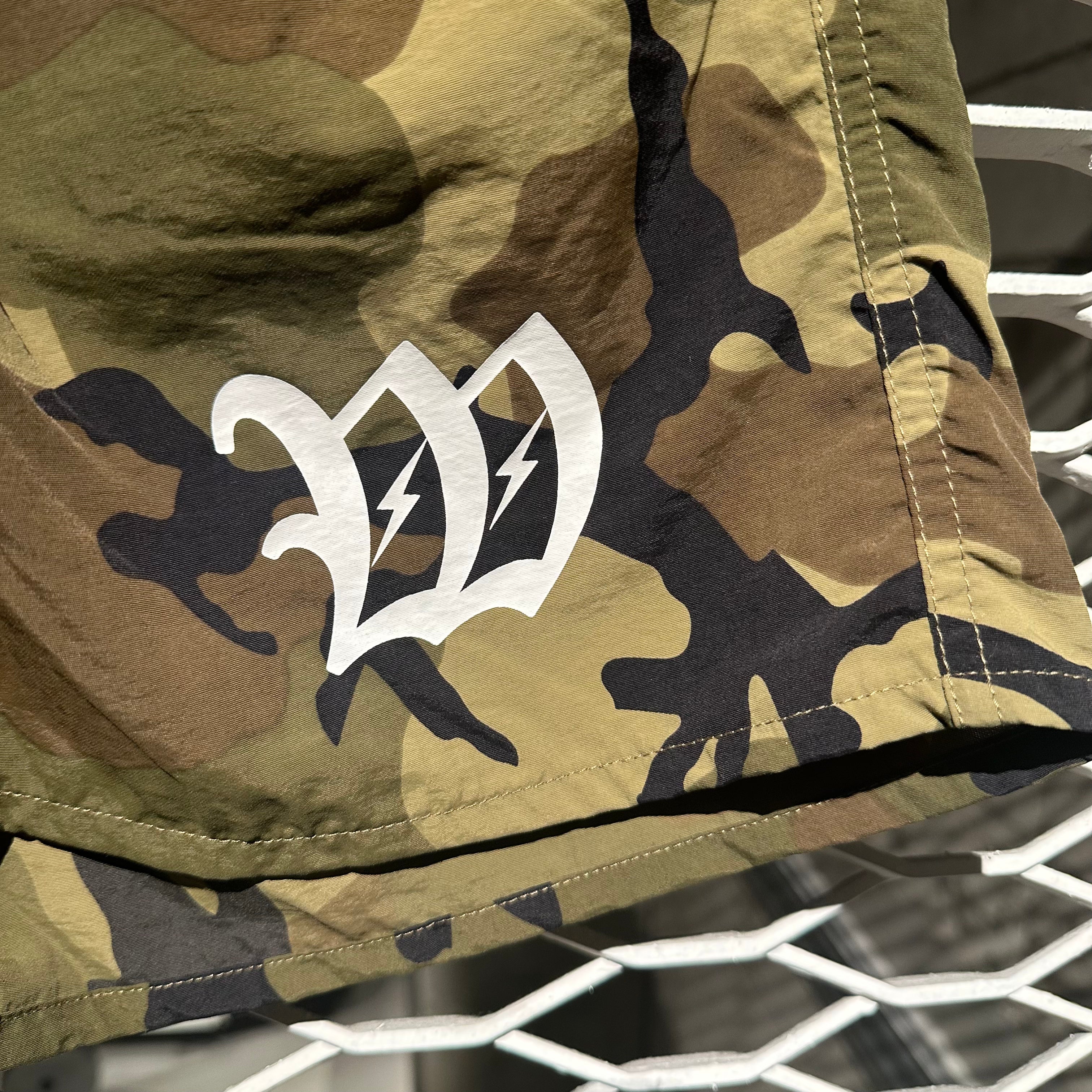W rogo shorts camouflage