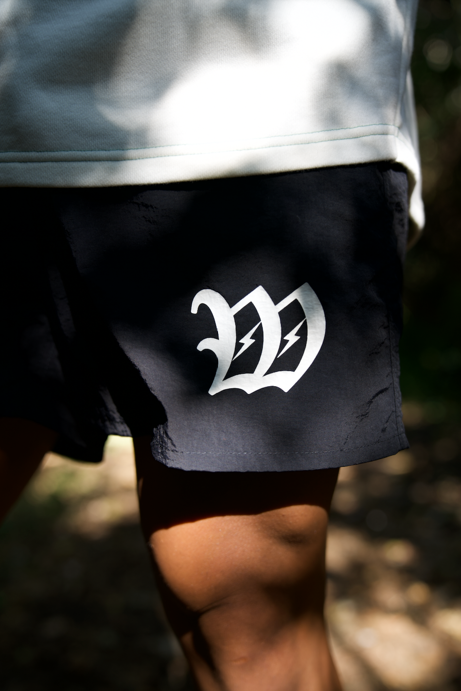 W rogo shorts black