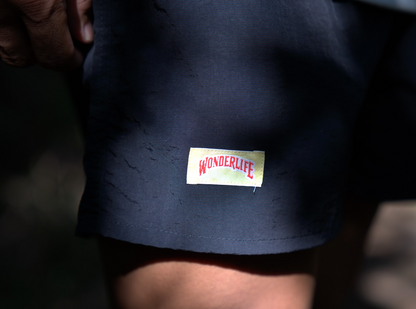 W rogo shorts black
