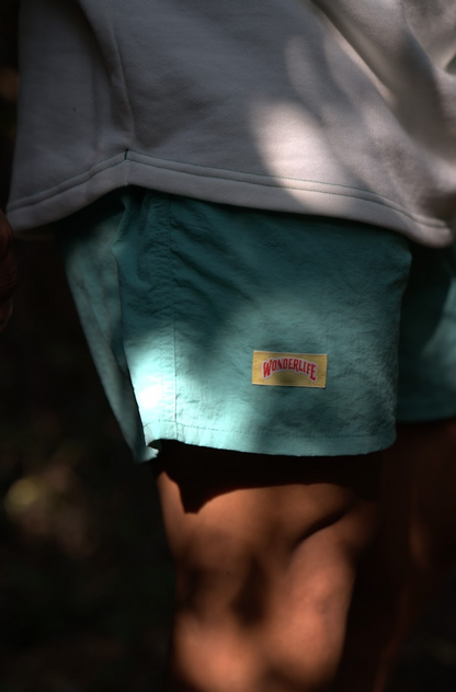 W rogo shorts green