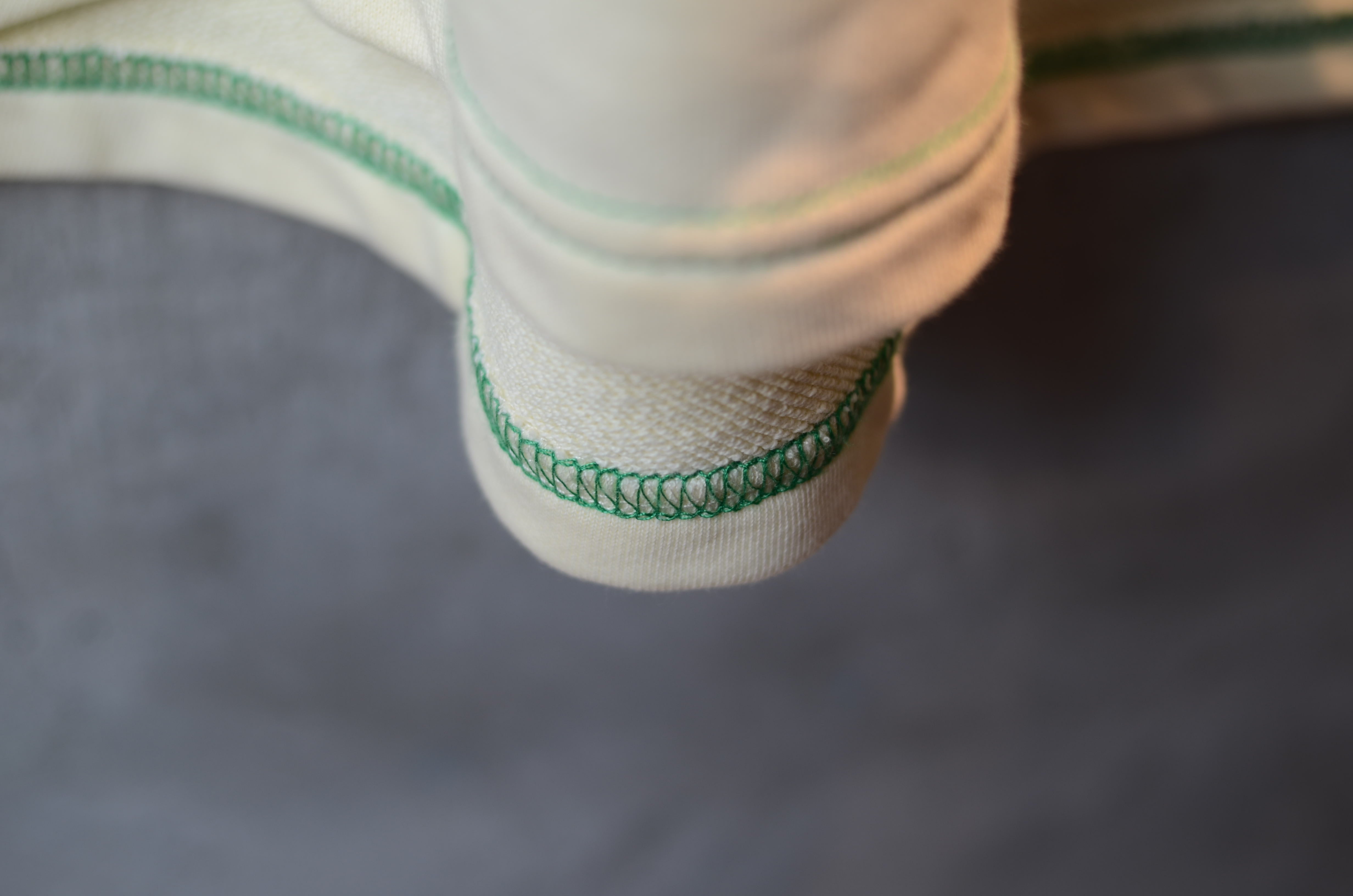 WONDER new logo T-shirt（クリーム×エメラルド）