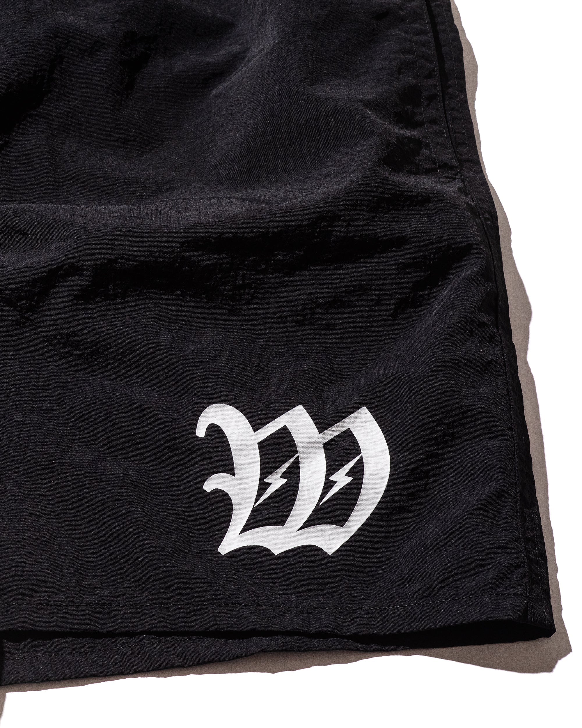 W rogo shorts black