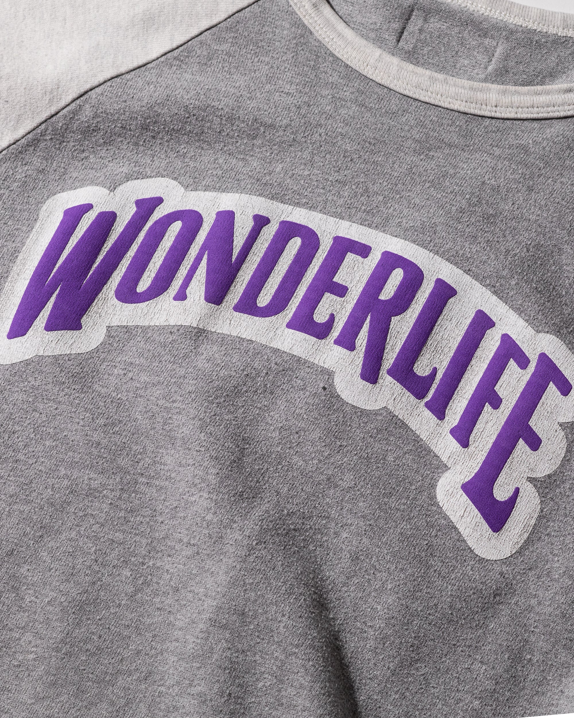 WONDER  T-shirt  logo-purple