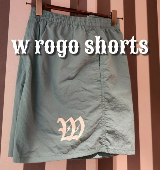 W rogo shorts green